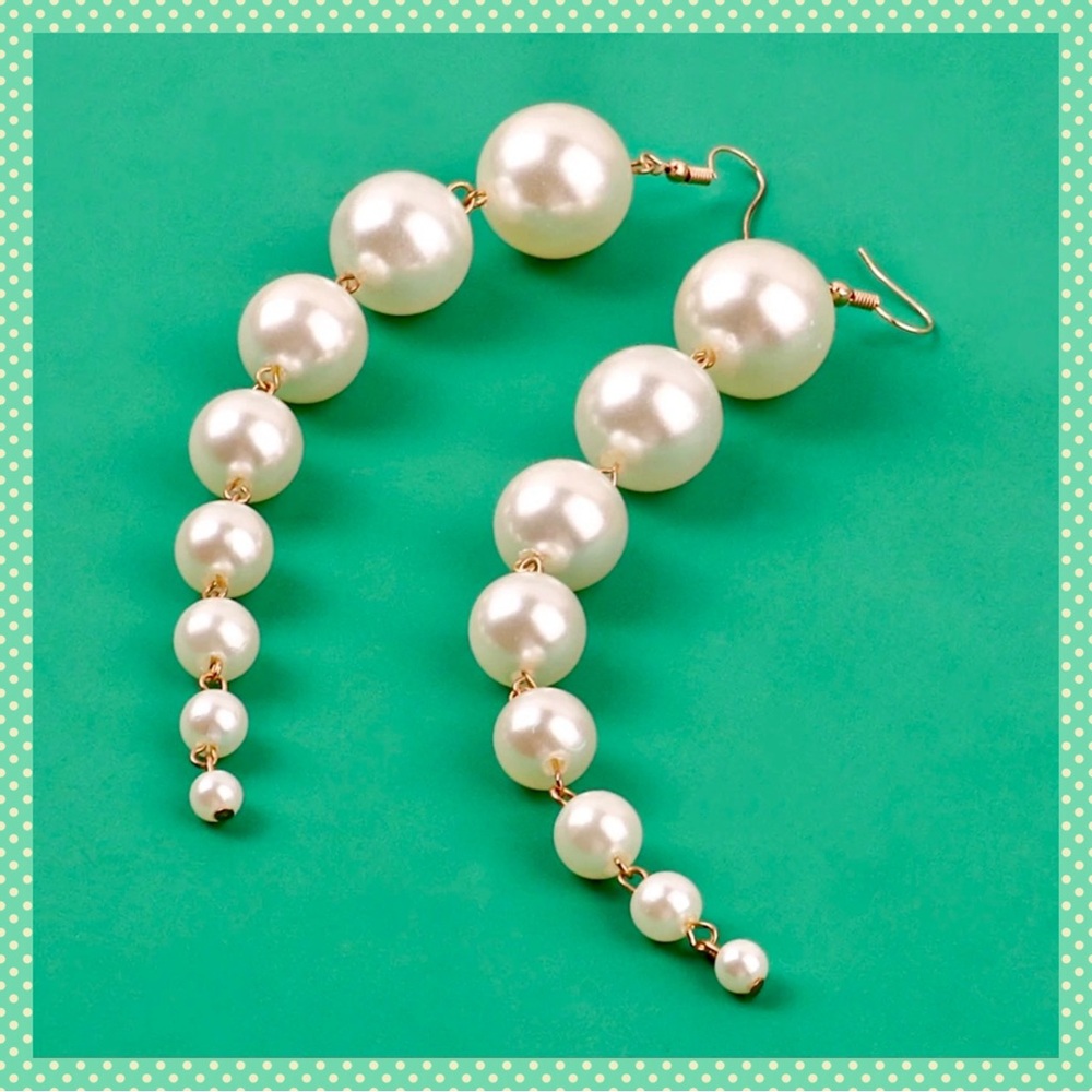 ✨LONG MULTI FAUX PEARL DROP OR DANGLE GORGEOUS SEXY LONG GOLD HOOK EARRINGS-NEW - Picture 2 of 3
